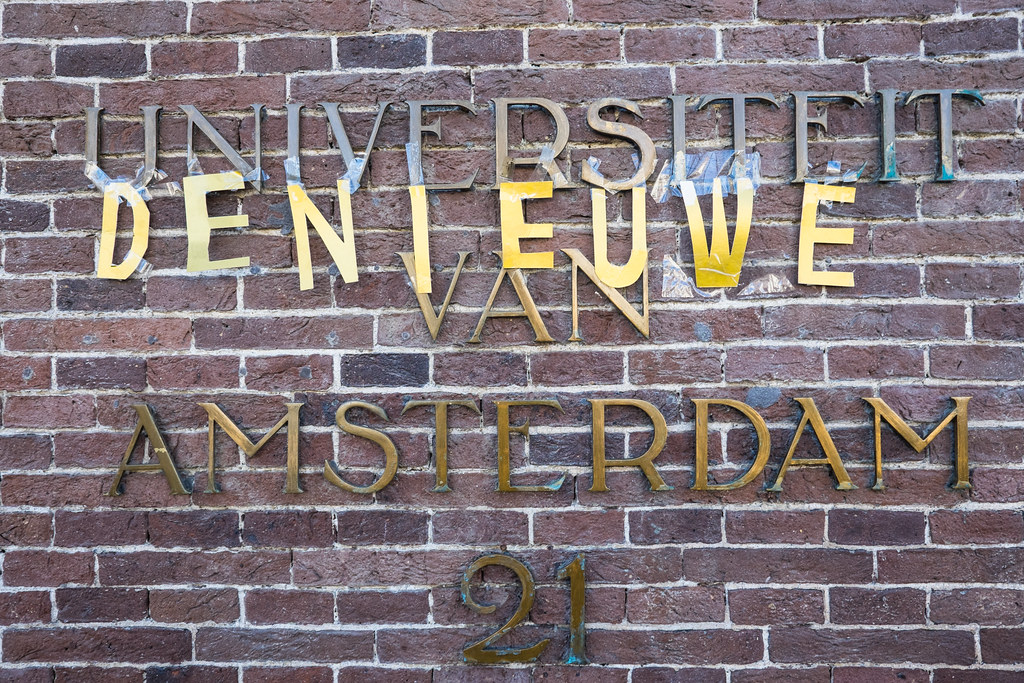 Audio verslag: Bloed aan de Muur: Utopia aan het Spui?